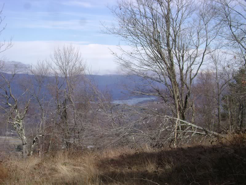 Onota Lake from Mahanna Cobble