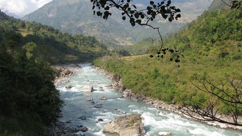 Annapurna Trek - Day 1 - Besisahar (820 m) to Bhulbhule...