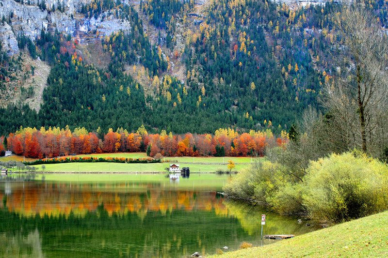 002 IMG_0887 Lake Hallstatt- Featured Photo