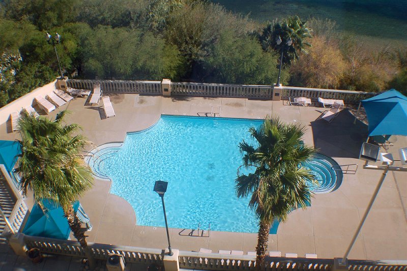 Harrahs Laughlin Pool