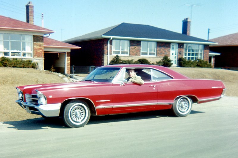 1965-04-10, 1-070 1965 Pontiac Parisienne