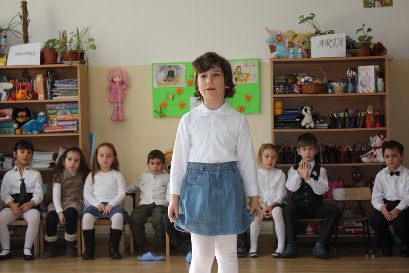 recit poezia de Nichita Stanescu