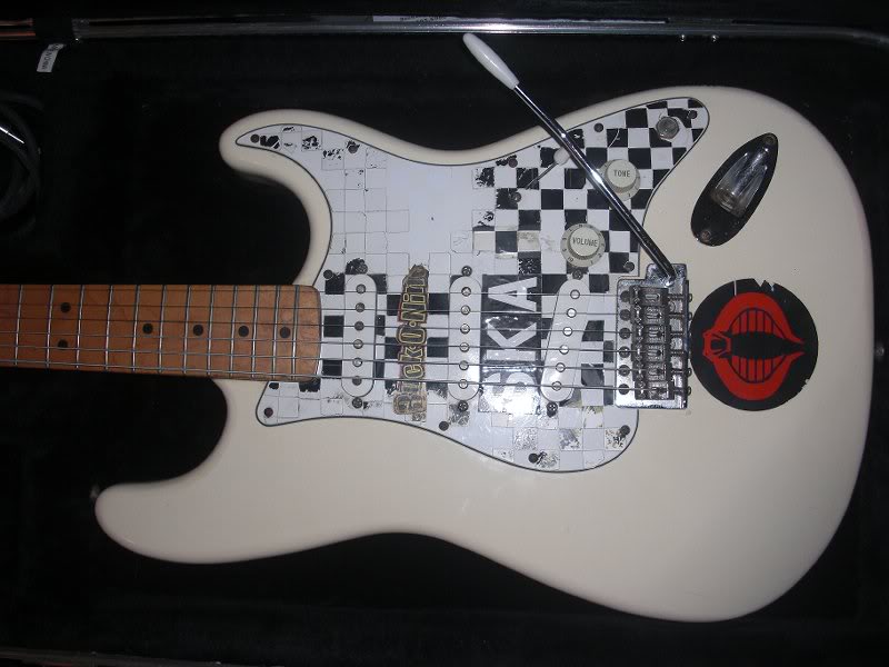 MIM strat 002