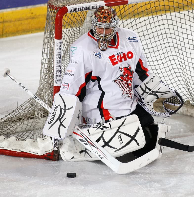 Stevie Lyle in the Mask