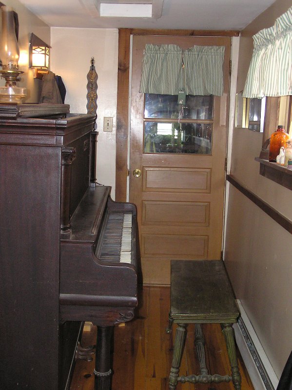 Pease Upright Grand Piano 1904 015