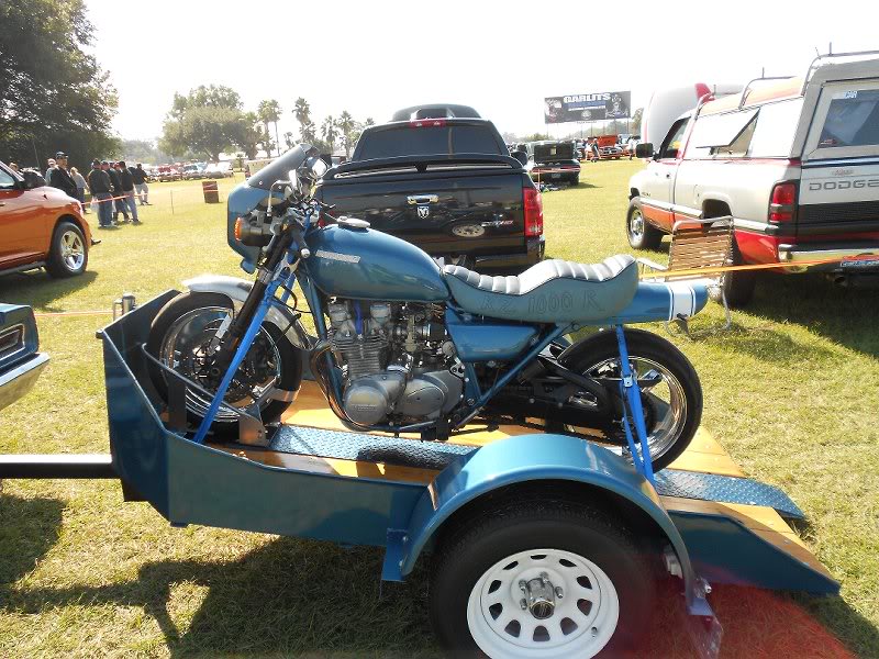 MOPARS WITH BIG DADDY 11-06-2011 007