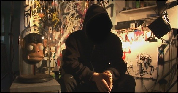 14banksy_CA0-ar ticleLarge