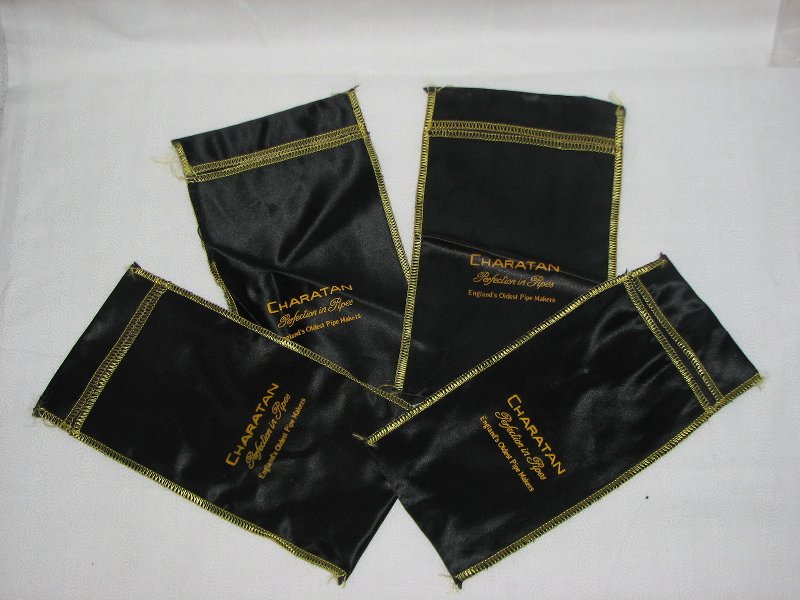 Charatan_Pipe_B ags