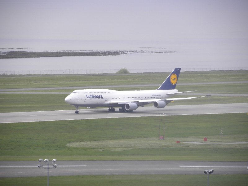 YVR DLHB747-8 D-ABYA to BFI as DLH9877 (5)