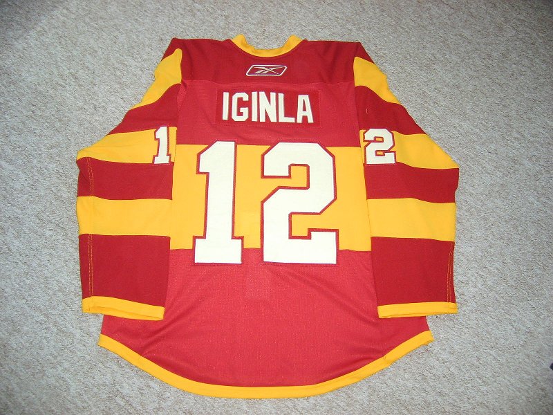 Calgary Flames Iginla Heritage Classic RBK EDGE 2.0 B