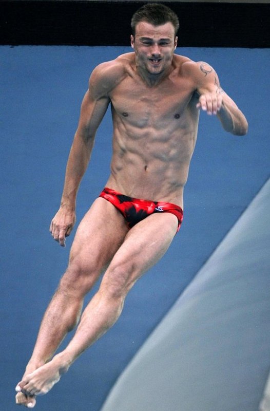 933495c21717c83 1f4c8c54de483d5 08_width_600x