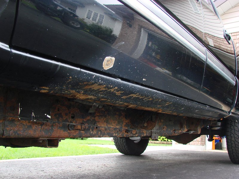 Sept 2012 Dmax Paint Job 004