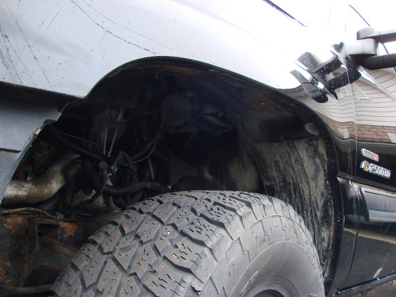 Sept 2012 Dmax Paint Job 005