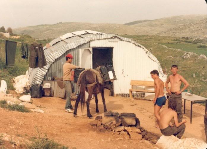 De dagelijkse bevoorrading via ezel
