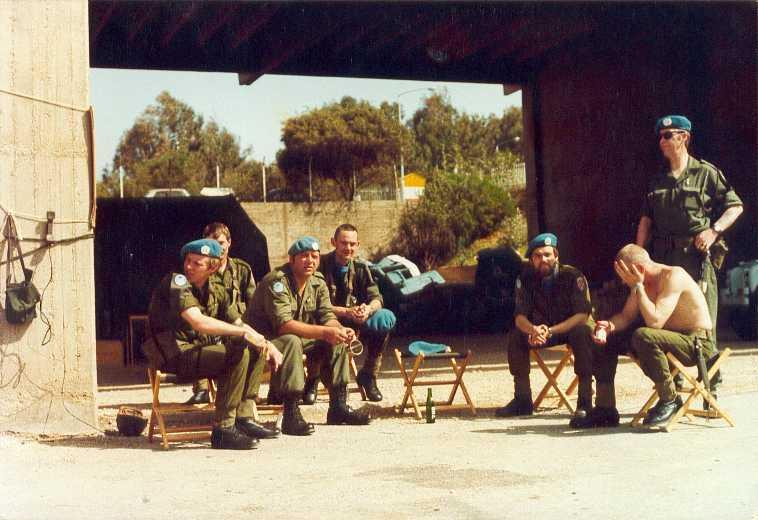 Short rest in the heat - before moving south