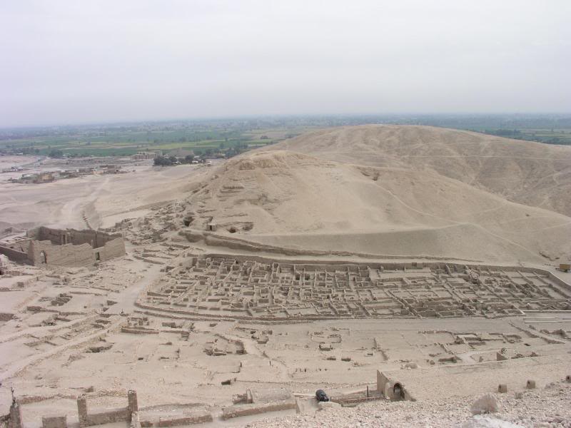 hiking to deir al-medina 4 - the workman's village