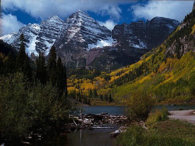 Maroon Bells-640X480