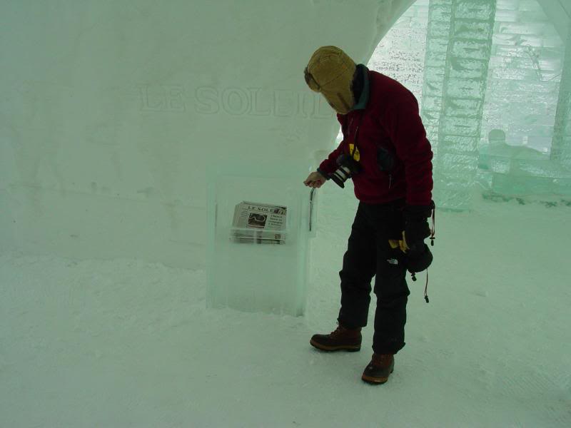 Ice Hotel - New Stand