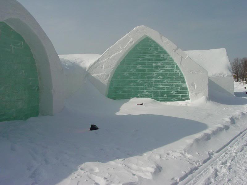 Ice Hotel - wall ends