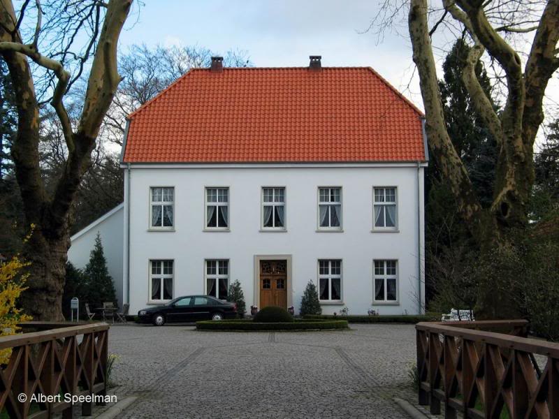 Bad Zwischenahn (WST) - Herrensitz Eynhausen 11042004