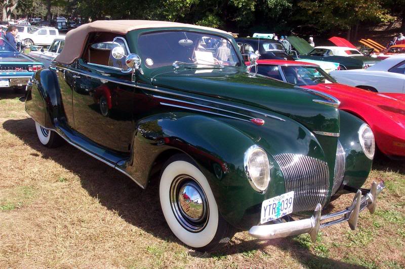 1939 Lincoln Zephyr Convertible Coupe