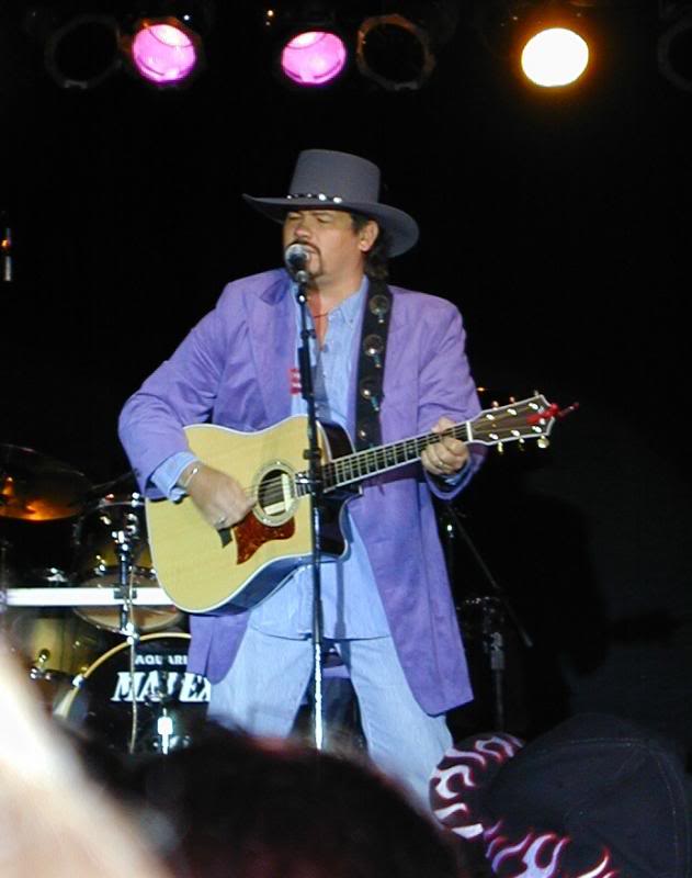 Buddy Jewell concert