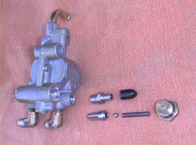 FPR with spool valve and Schraeder valve