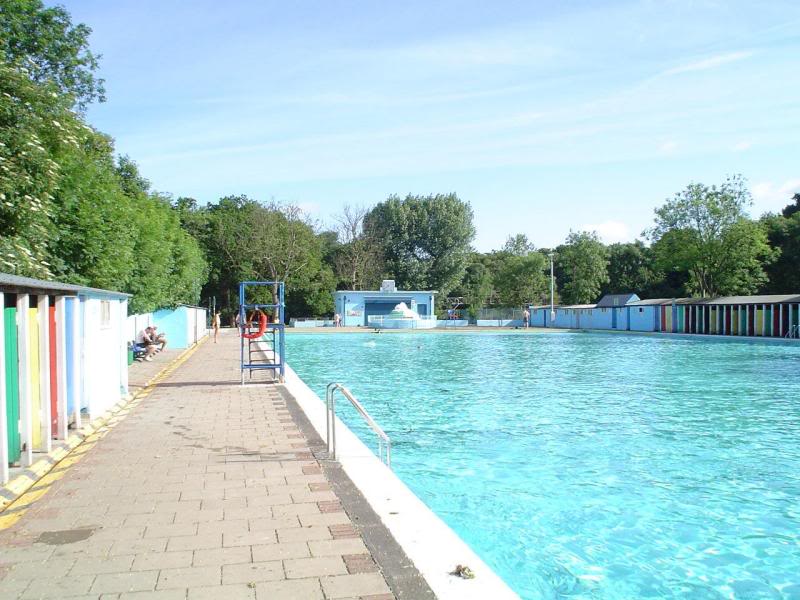 Early morning at Tooting Bec Lido Swimming Pool 6