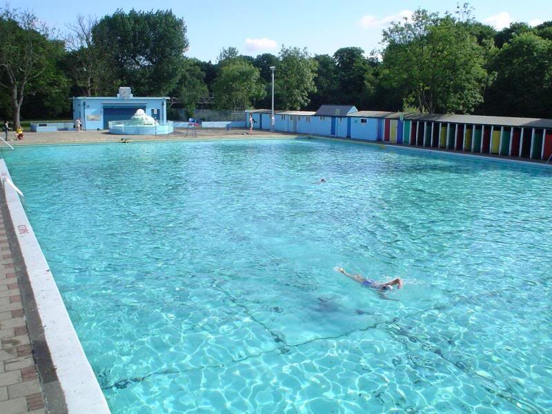 Early morning at Tooting Bec Lido Swimming Pool 7