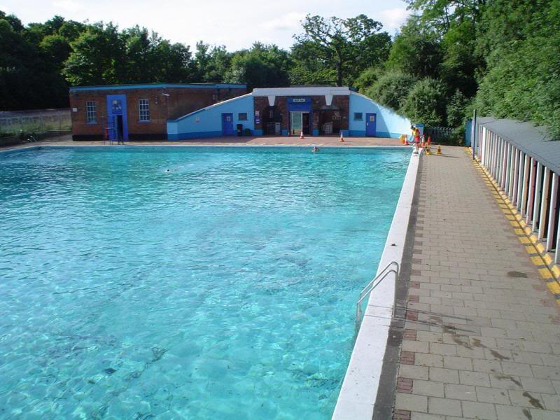 Early morning at Tooting Bec Lido Swimming Pool 8