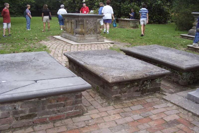 brutonparish_gr ave4