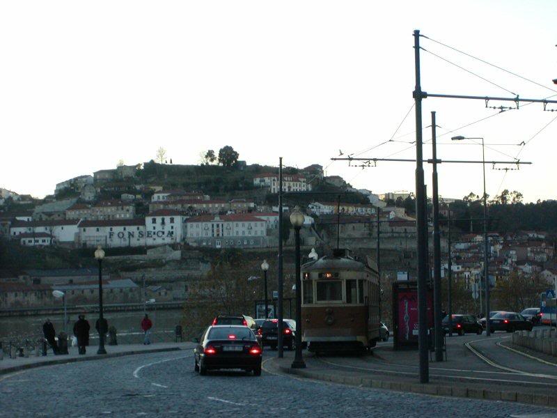 El�ctrico - Exterior, Porto, Portugal