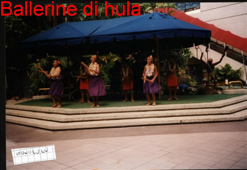 Ballerine di Hula